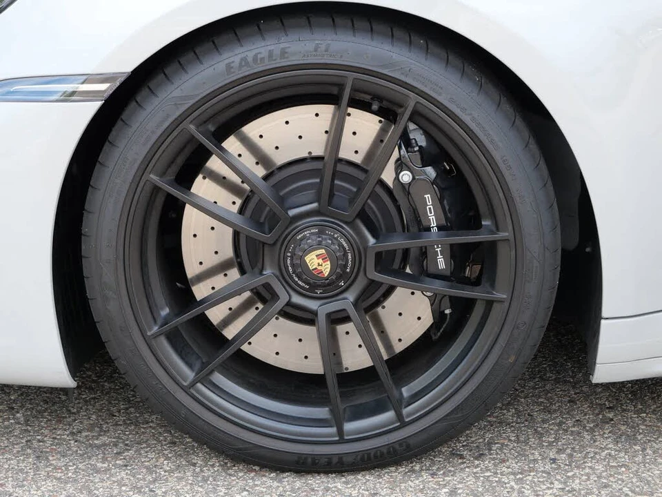 2023 Porsche 992 Carrera GTS - Image 7 of 28