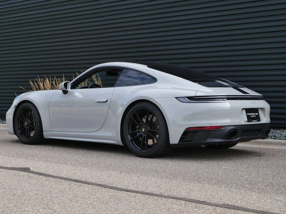 2023 Porsche 911 - Image 3 of 5