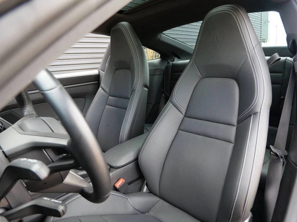 2023 Porsche 911 - Image 5 of 5