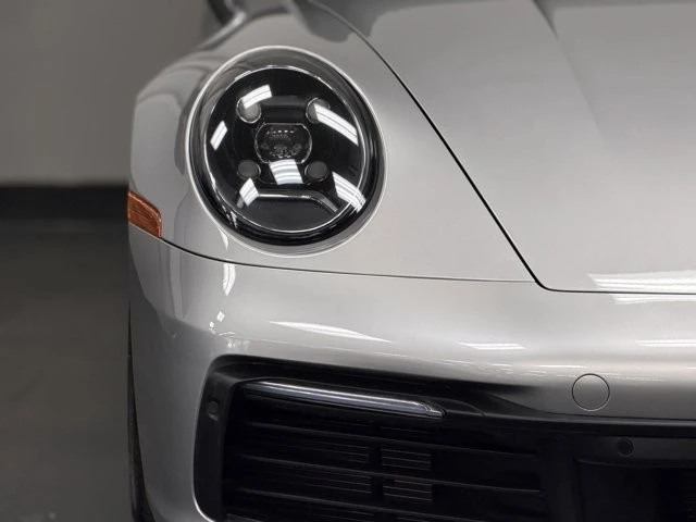 2023 Porsche 992 Carrera - Image 7 of 12