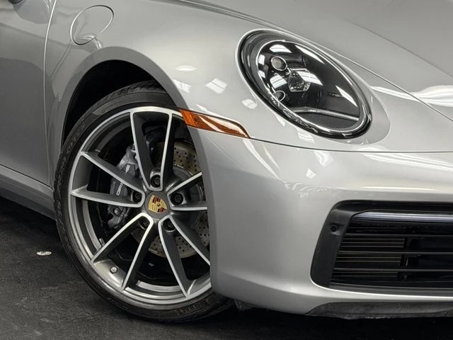 2023 Porsche 992 Carrera - Image 4 of 12