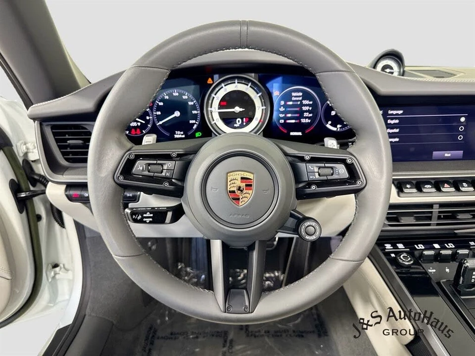 2023 Porsche 992 Carrera 4S - Image 12 of 31