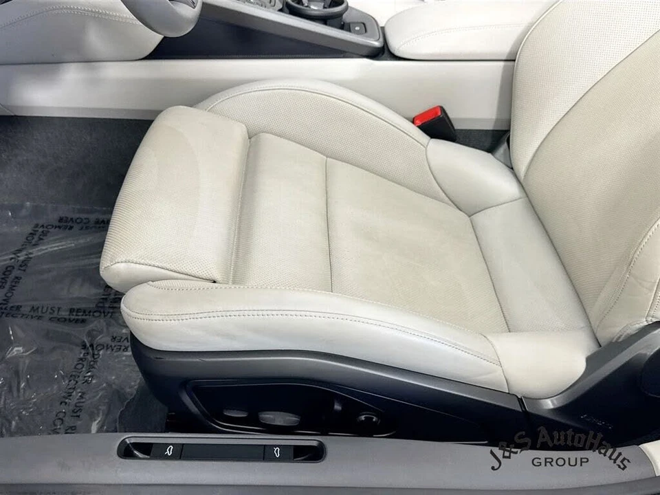 2023 Porsche 992 Carrera 4S - Image 26 of 31