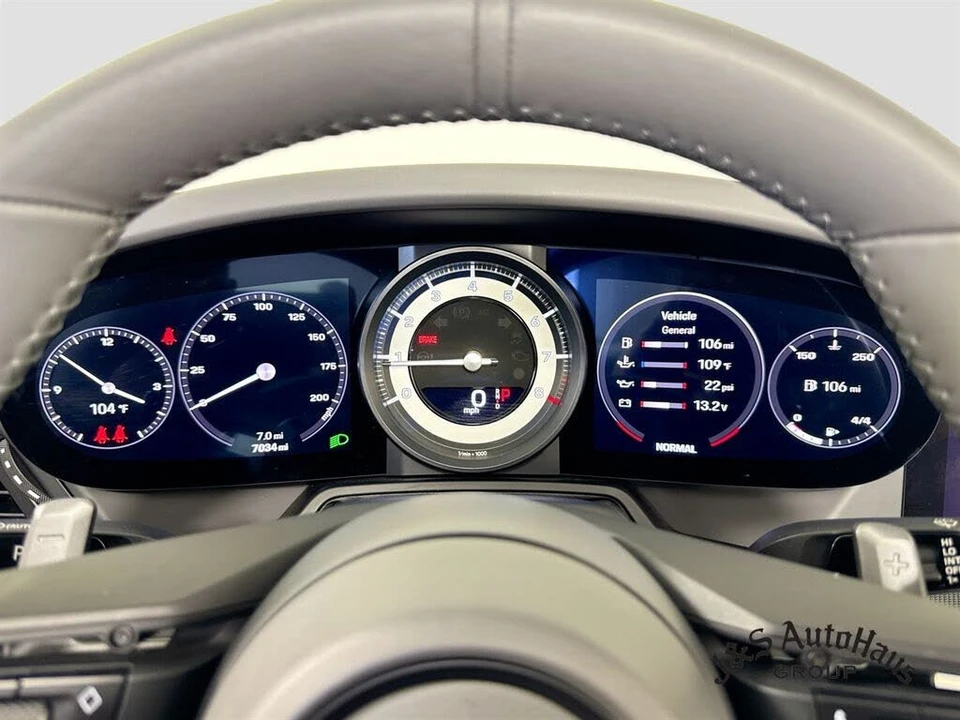 2023 Porsche 992 Carrera 4S - Image 15 of 31