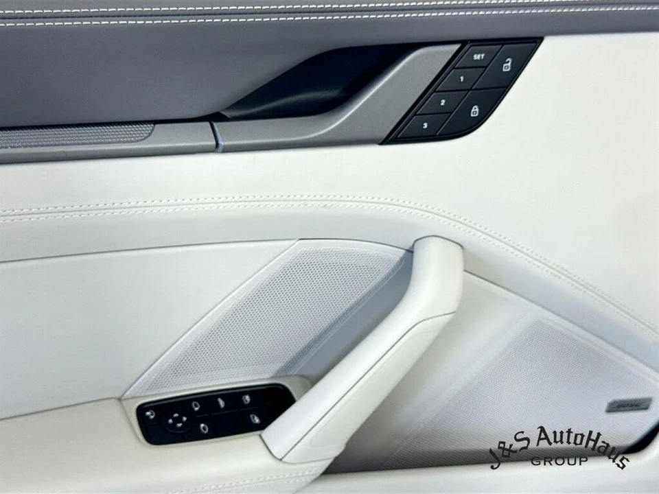2023 Porsche 992 Carrera 4S - Image 24 of 31