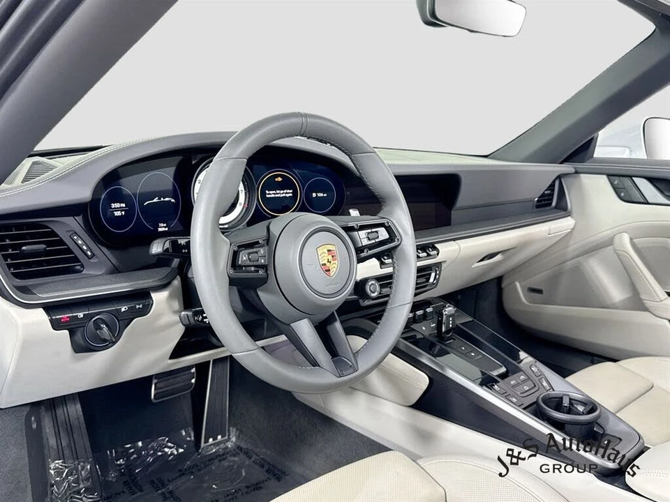 2023 Porsche 992 Carrera 4S - Image 9 of 31