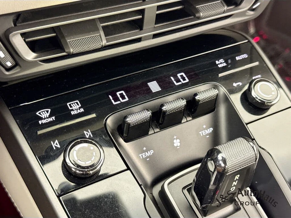2023 Porsche 992 Carrera 4S - Image 21 of 31