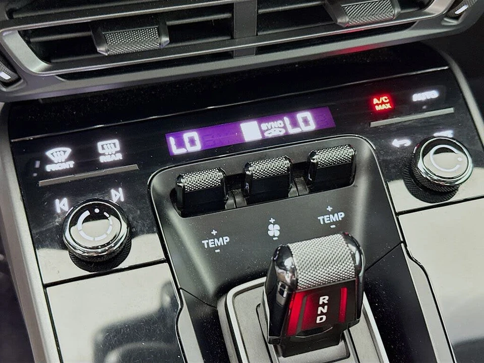 2023 Porsche 992 Carrera 4S - Image 17 of 31