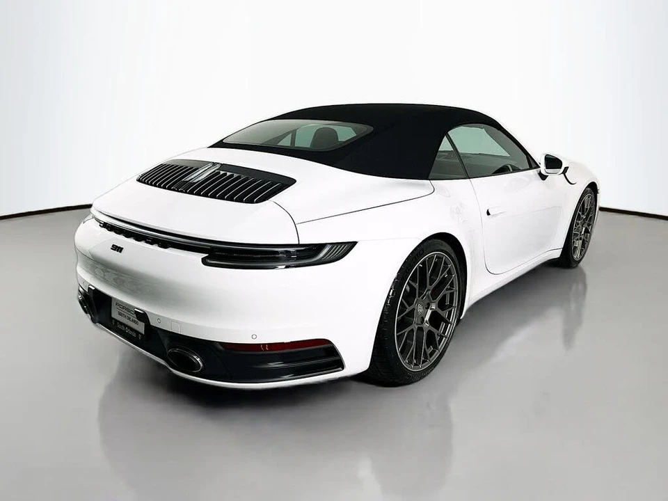 2023 Porsche 992 Carrera 4S - Image 9 of 31