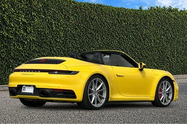 2023 Porsche 992 Carrera 4S - Image 4 of 31