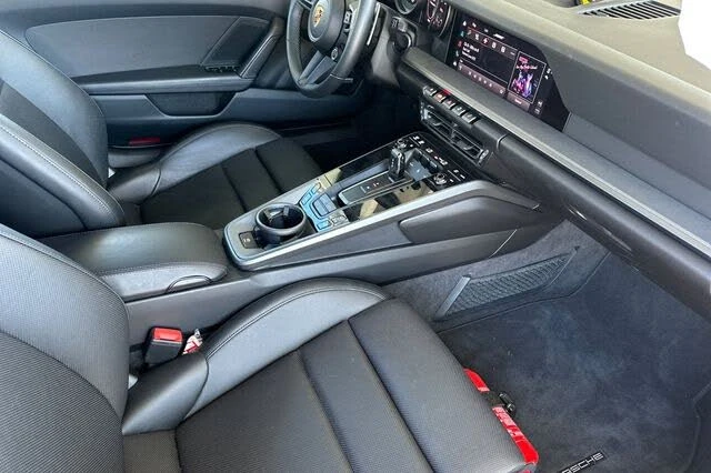 2023 Porsche 992 Carrera 4S - Image 16 of 31
