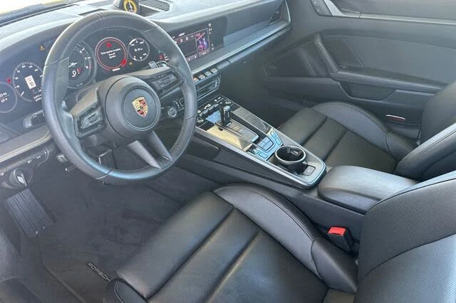 2023 Porsche 992 Carrera 4S - Image 12 of 31
