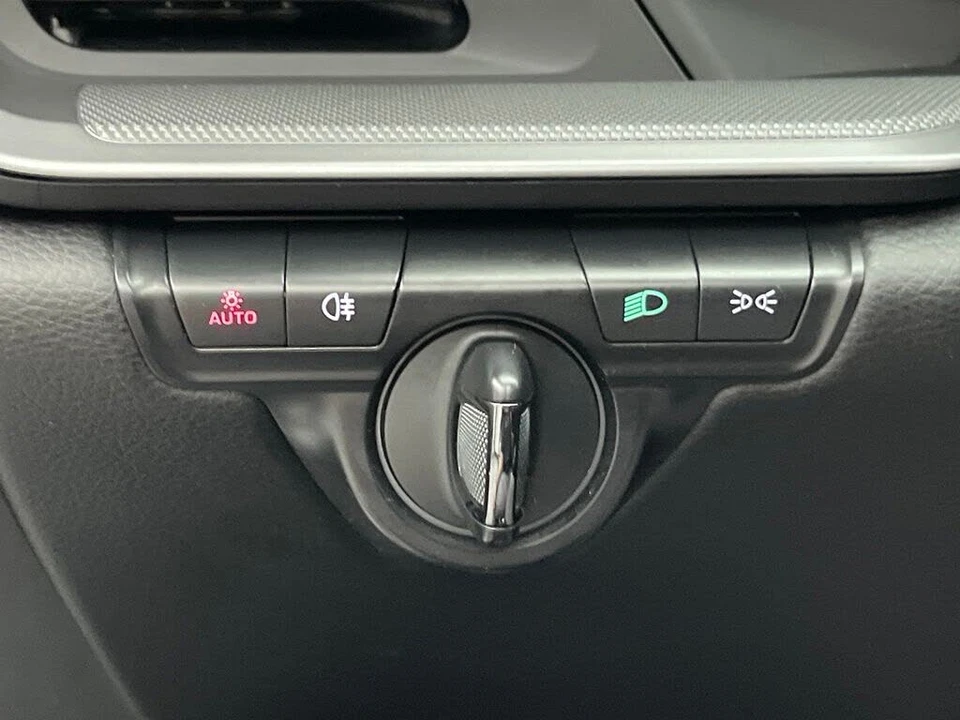 2023 Porsche 992 Carrera 4S - Image 28 of 31
