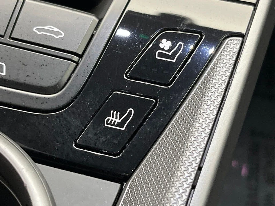 2023 Porsche 992 Carrera 4S - Image 19 of 31