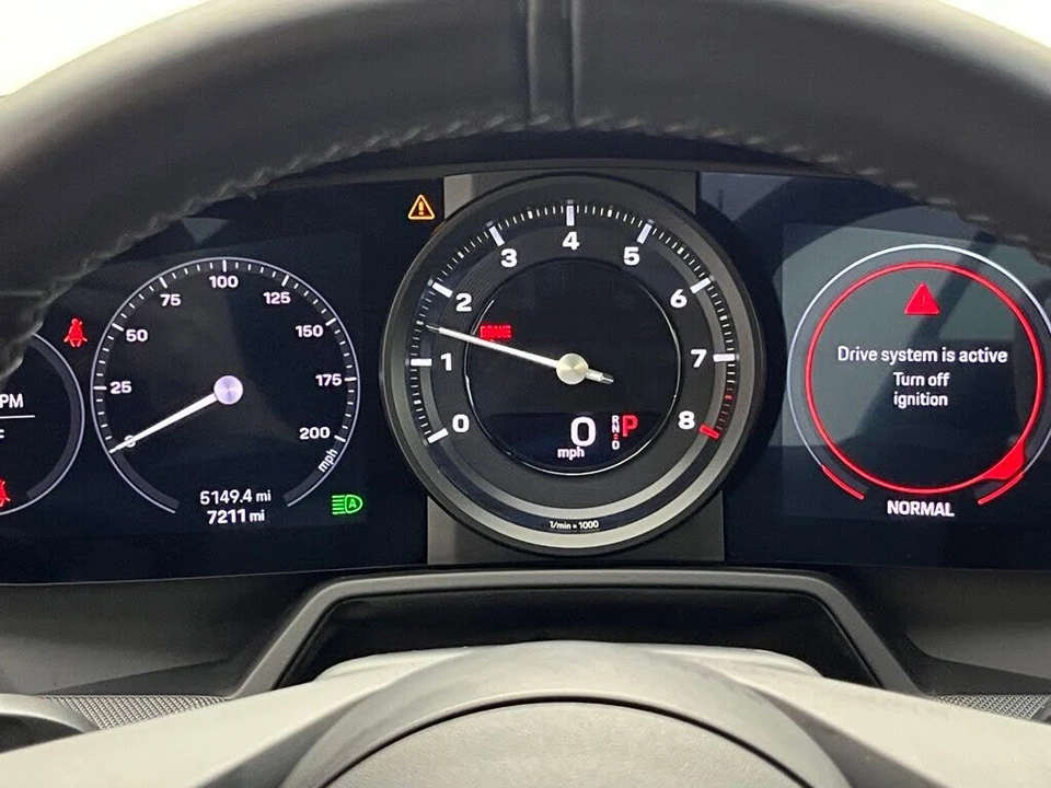 2023 Porsche 992 Carrera 4S - Image 11 of 31
