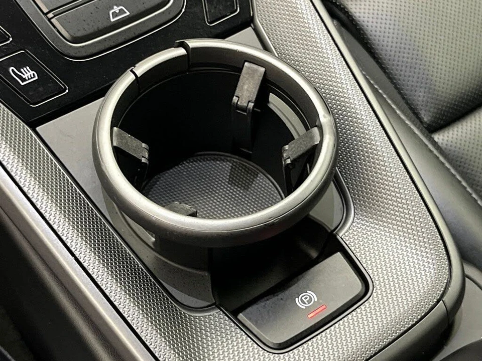 2023 Porsche 992 Carrera 4S - Image 16 of 31
