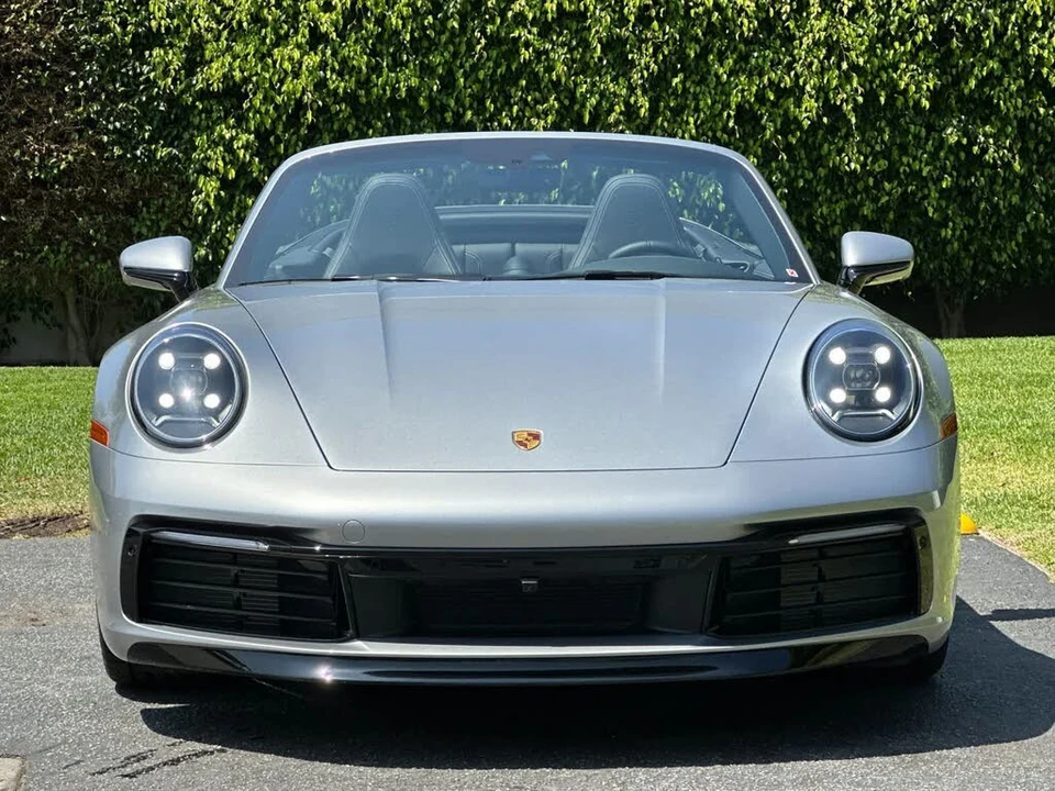 2023 Porsche 992 Carrera 4S - Image 10 of 29