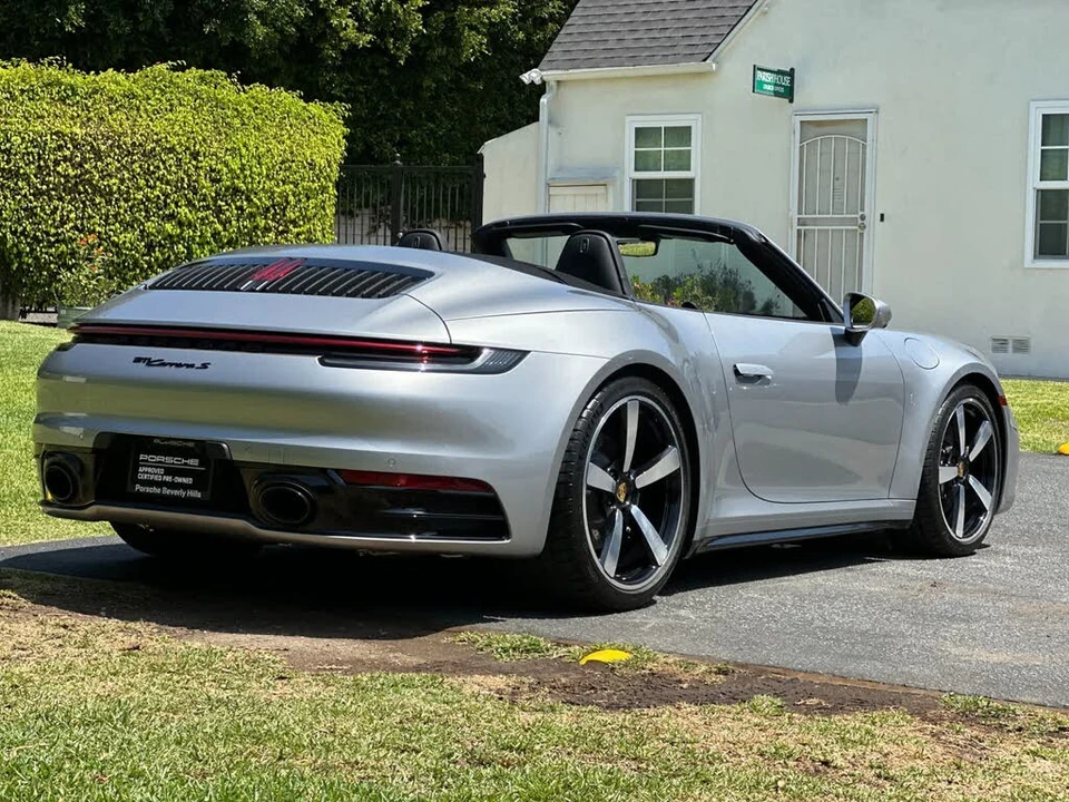 2023 Porsche 992 Carrera 4S - Image 7 of 29