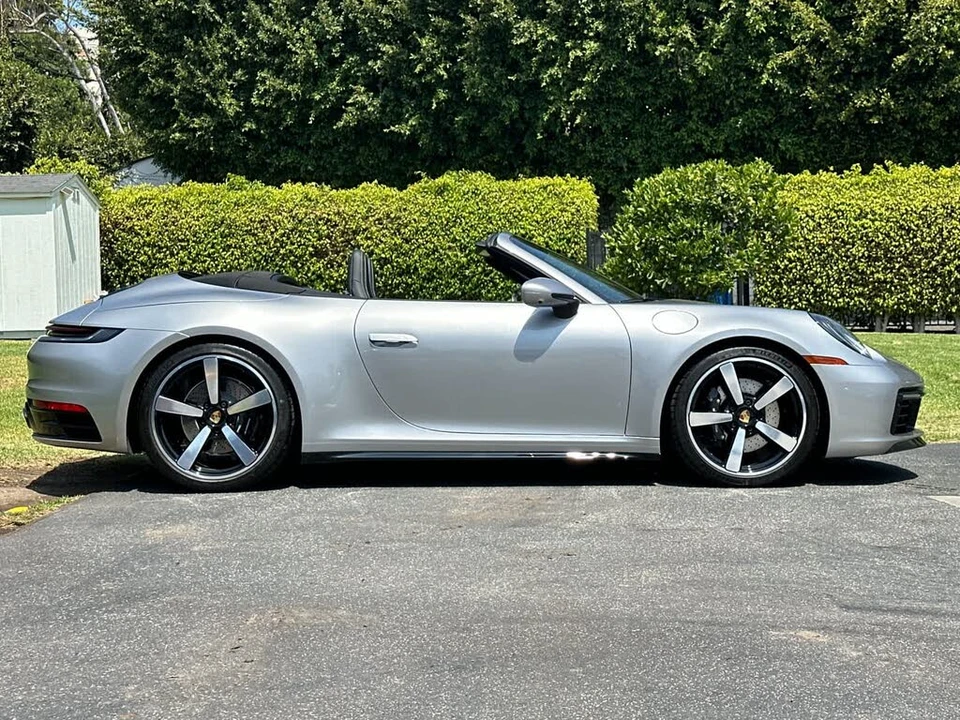 2023 Porsche 992 Carrera 4S - Image 8 of 29
