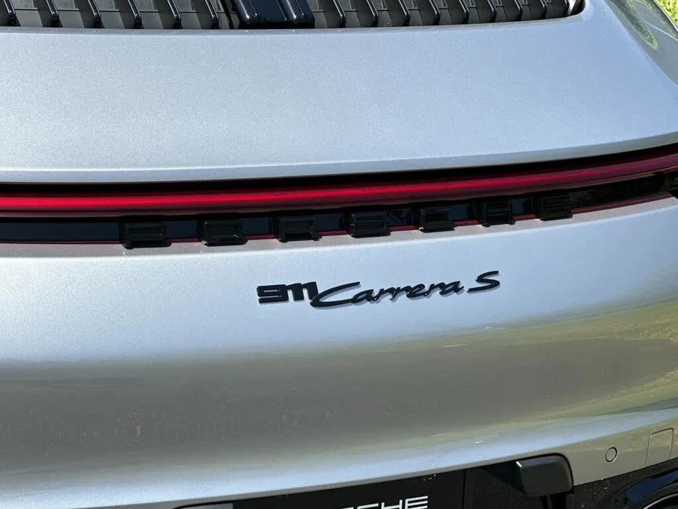 2023 Porsche 992 Carrera 4S - Image 28 of 29