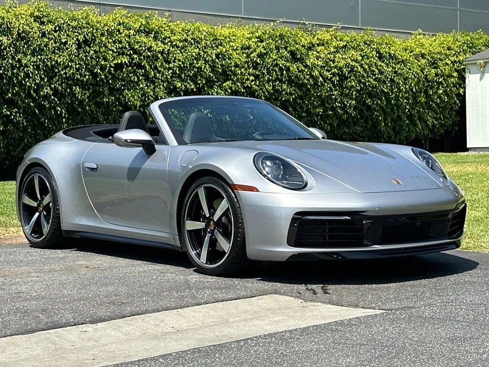 2023 Porsche 992 Carrera 4S - Image 11 of 29