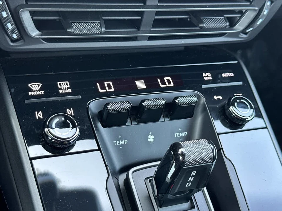 2023 Porsche 992 Carrera 4S - Image 20 of 29