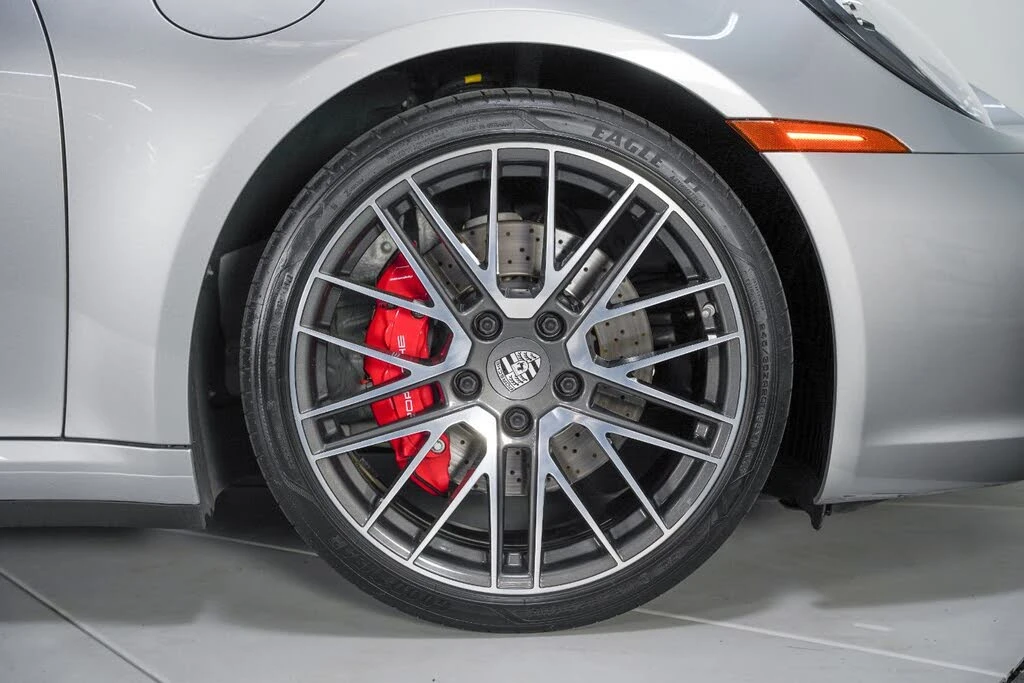2023 Porsche 992 Carrera 4S - Image 26 of 31