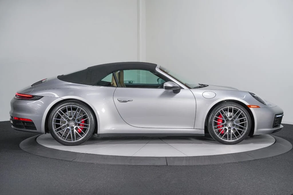2023 Porsche 992 Carrera 4S - Image 9 of 31