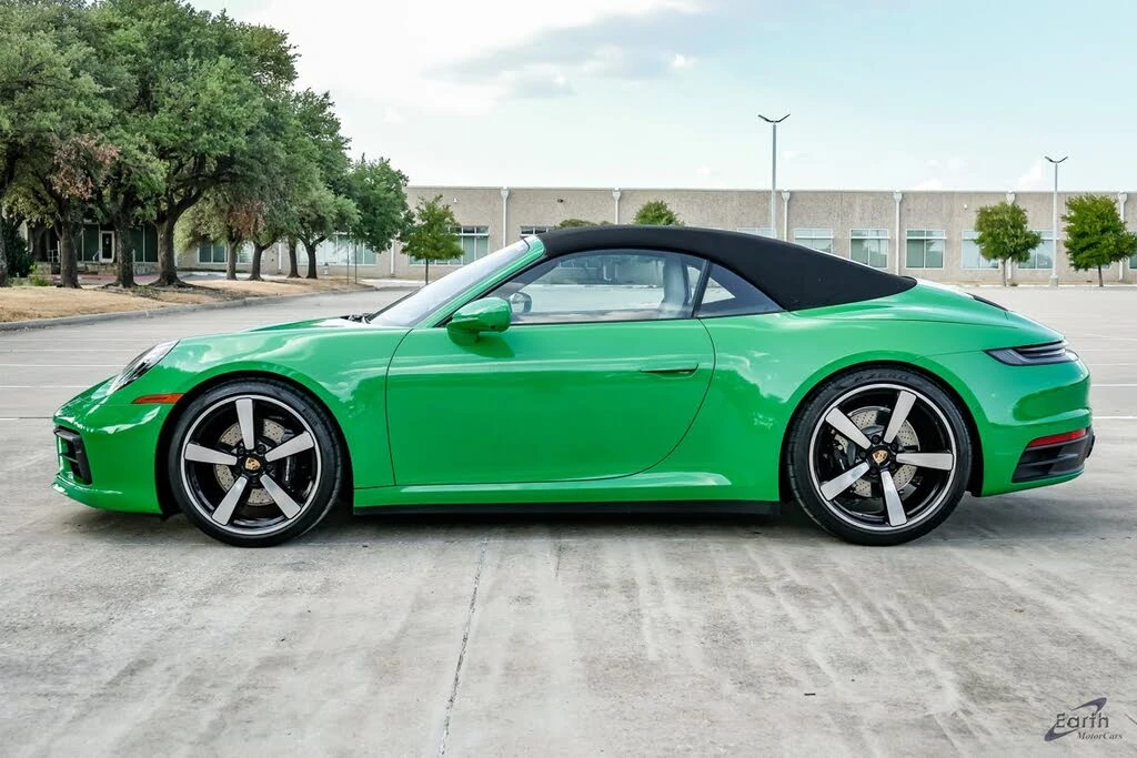 2023 Porsche 992 Carrera 4S - Image 8 of 31