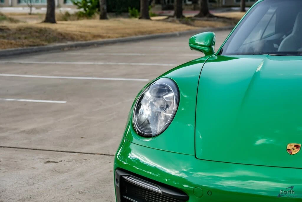 2023 Porsche 992 Carrera 4S - Image 29 of 31