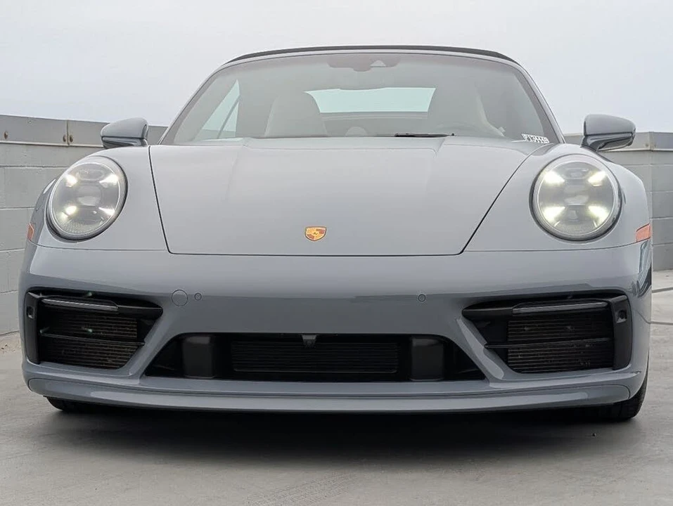 2023 Porsche 992 Carrera 4S - Image 8 of 25