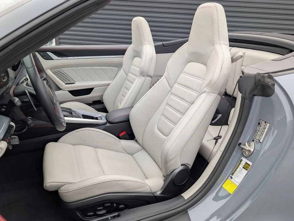 2023 Porsche 992 Carrera 4S - Image 5 of 25