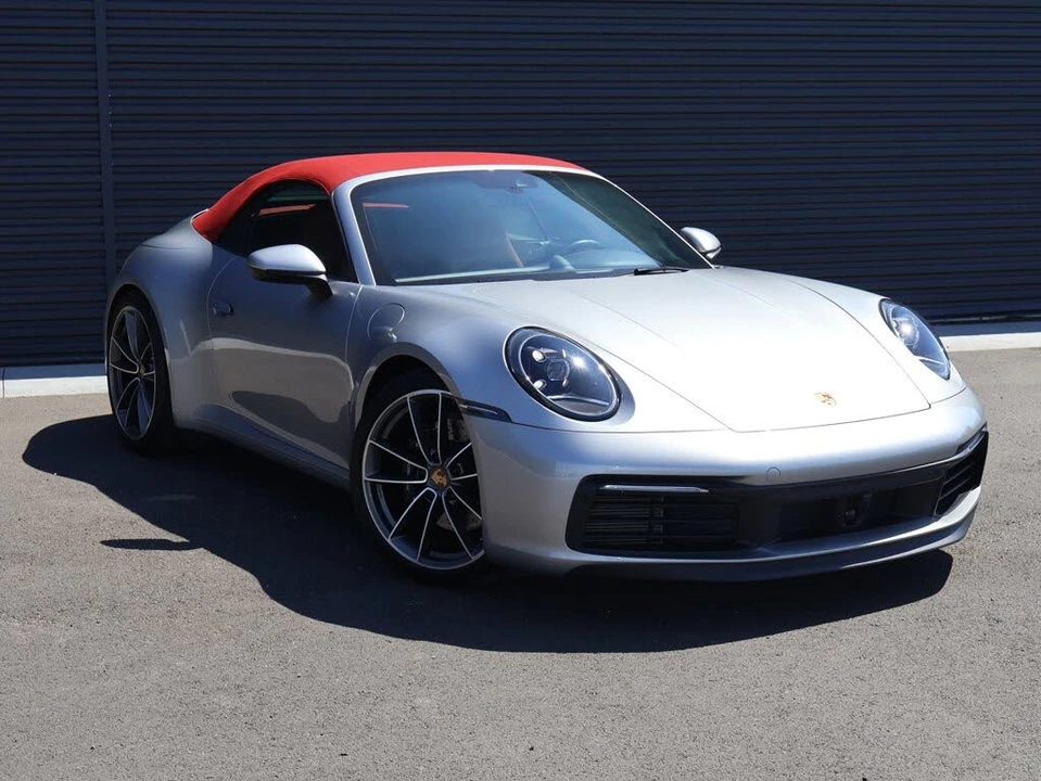 2023 Porsche 992 Carrera 4S - Image 7 of 31
