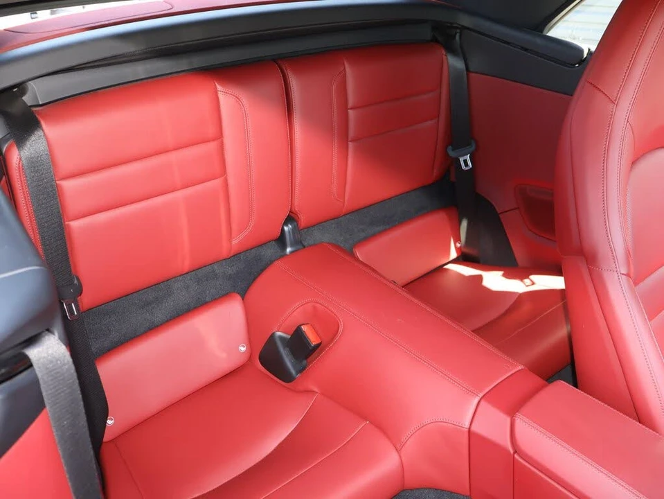 2023 Porsche 992 Carrera 4S - Image 25 of 31