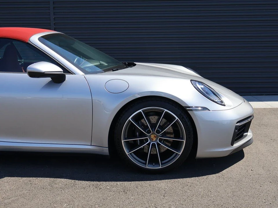 2023 Porsche 992 Carrera 4S - Image 29 of 31