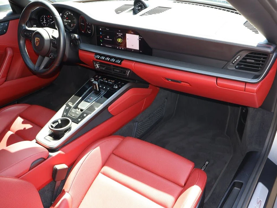 2023 Porsche 992 Carrera 4S - Image 27 of 31