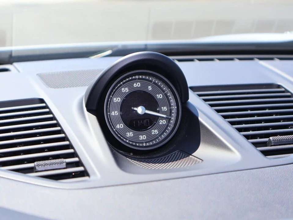 2023 Porsche 992 Carrera 4S - Image 23 of 31