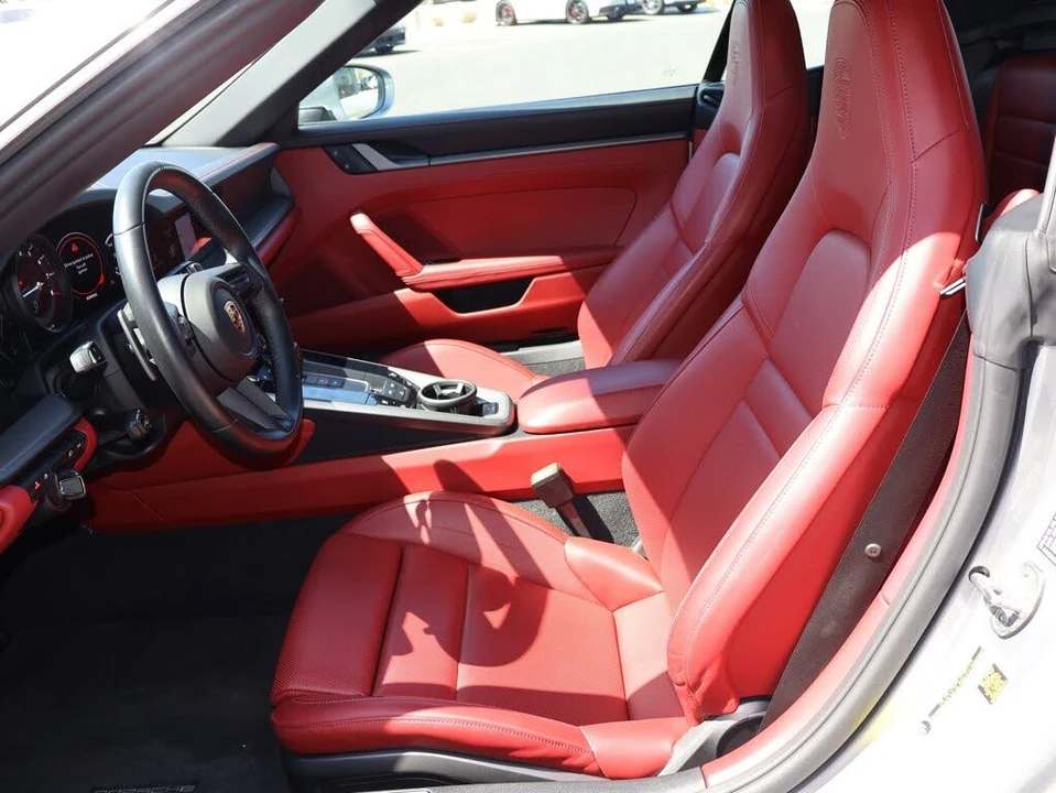 2023 Porsche 992 Carrera 4S - Image 5 of 31