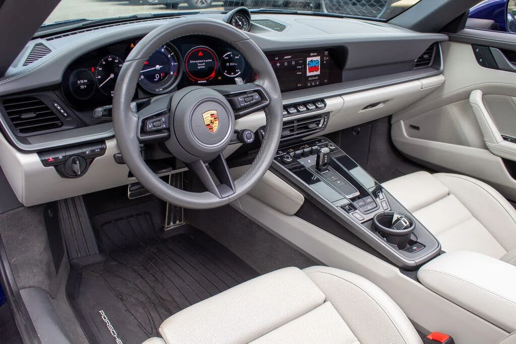 2023 Porsche 992 Carrera 4S - Image 11 of 22