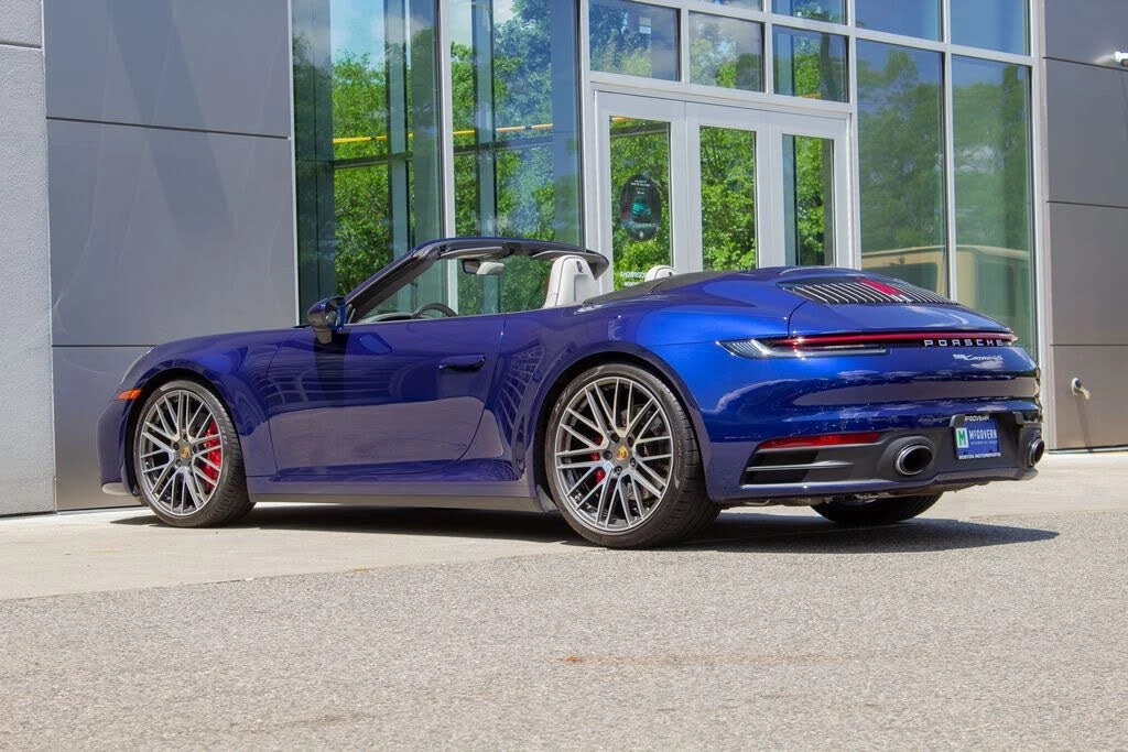 2023 Porsche 992 Carrera 4S - Image 8 of 22
