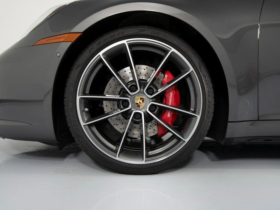 2023 Porsche 992 Carrera 4S - Image 14 of 31