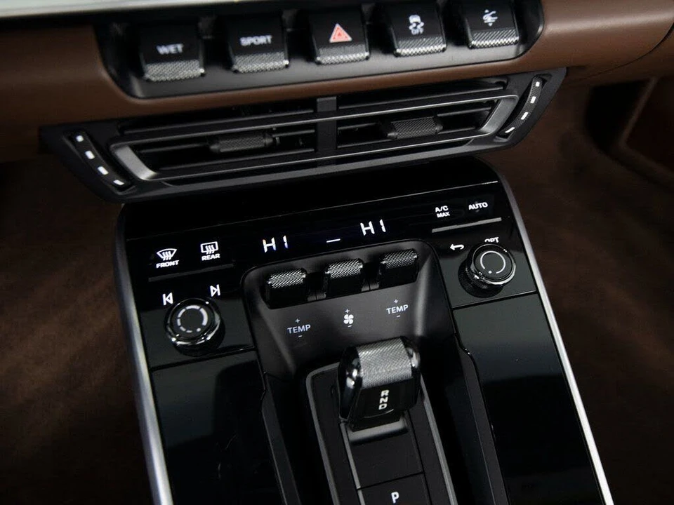 2023 Porsche 992 Carrera 4S - Image 27 of 31