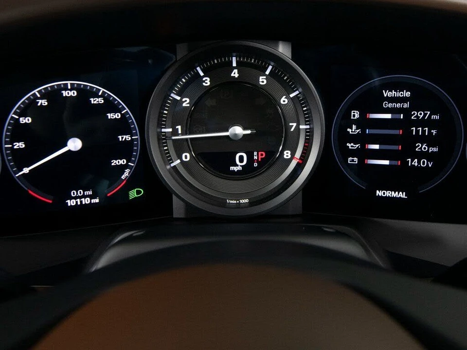 2023 Porsche 992 Carrera 4S - Image 24 of 31