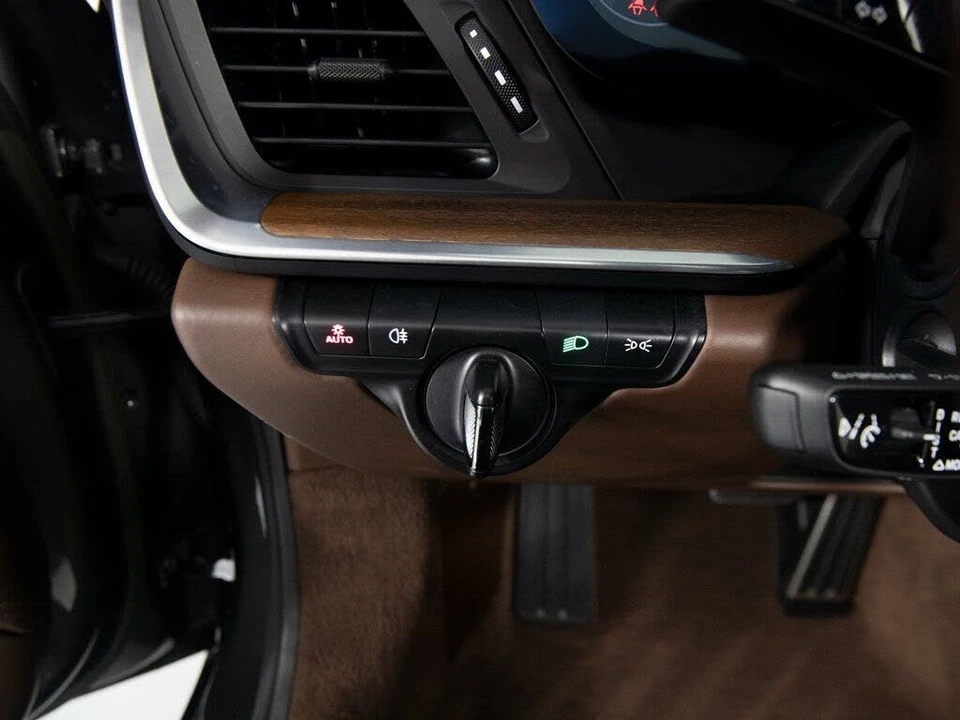 2023 Porsche 992 Carrera 4S - Image 25 of 31