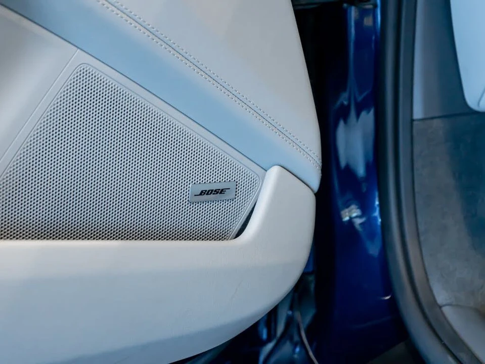 2023 Porsche 992 Carrera 4S - Image 13 of 31
