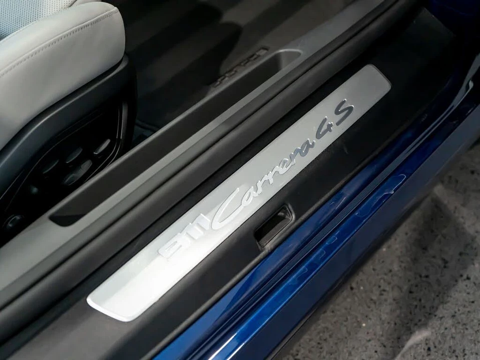 2023 Porsche 992 Carrera 4S - Image 23 of 31