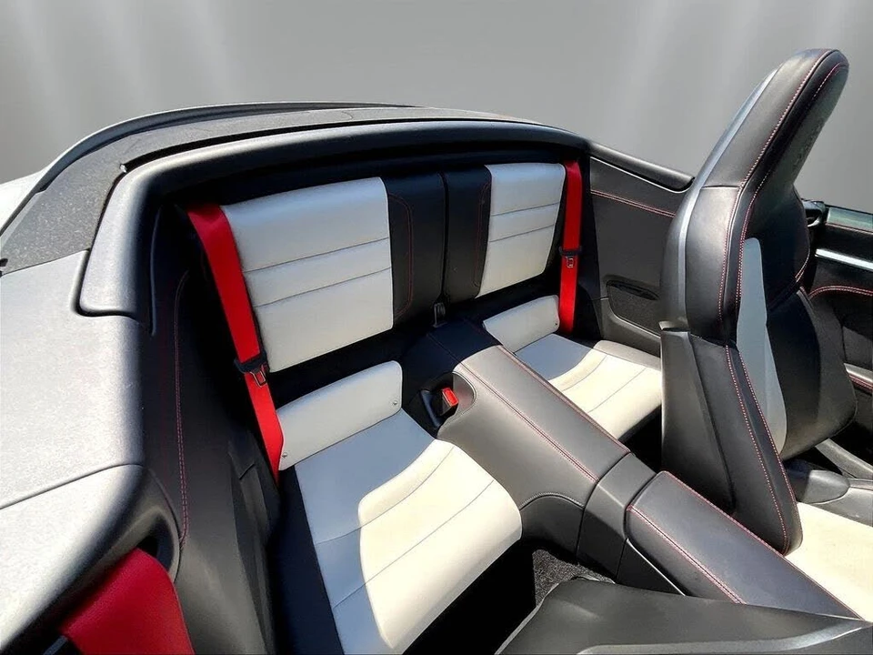 2023 Porsche 992 Carrera 4S - Image 23 of 31