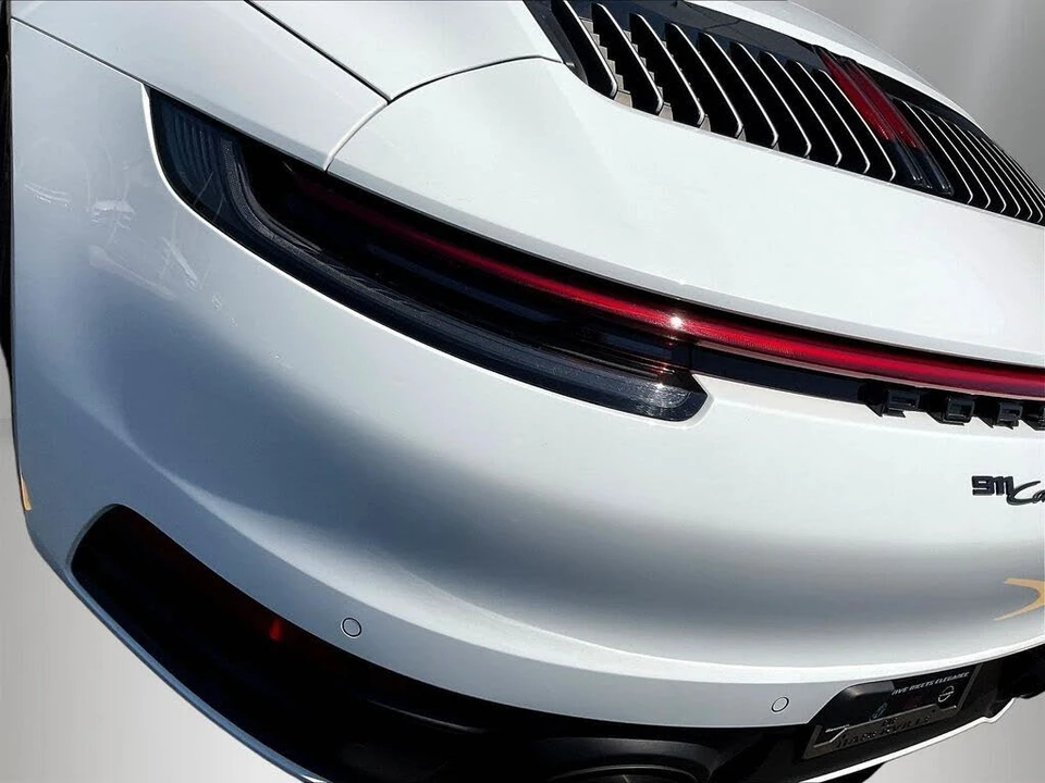 2023 Porsche 992 Carrera 4S - Image 21 of 31