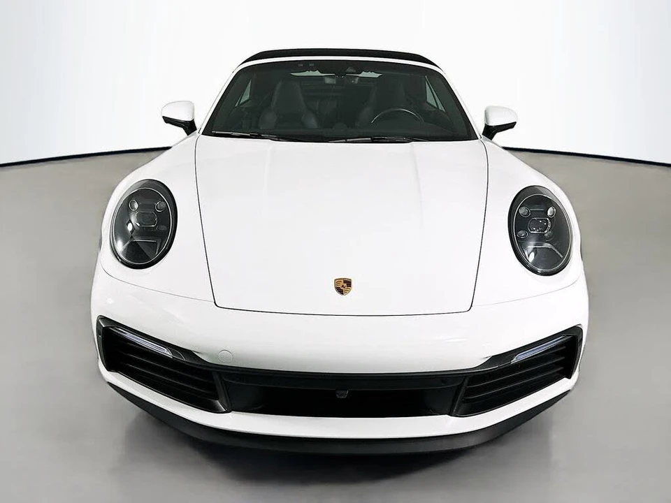 2023 Porsche 992 Carrera 4S - Image 6 of 31