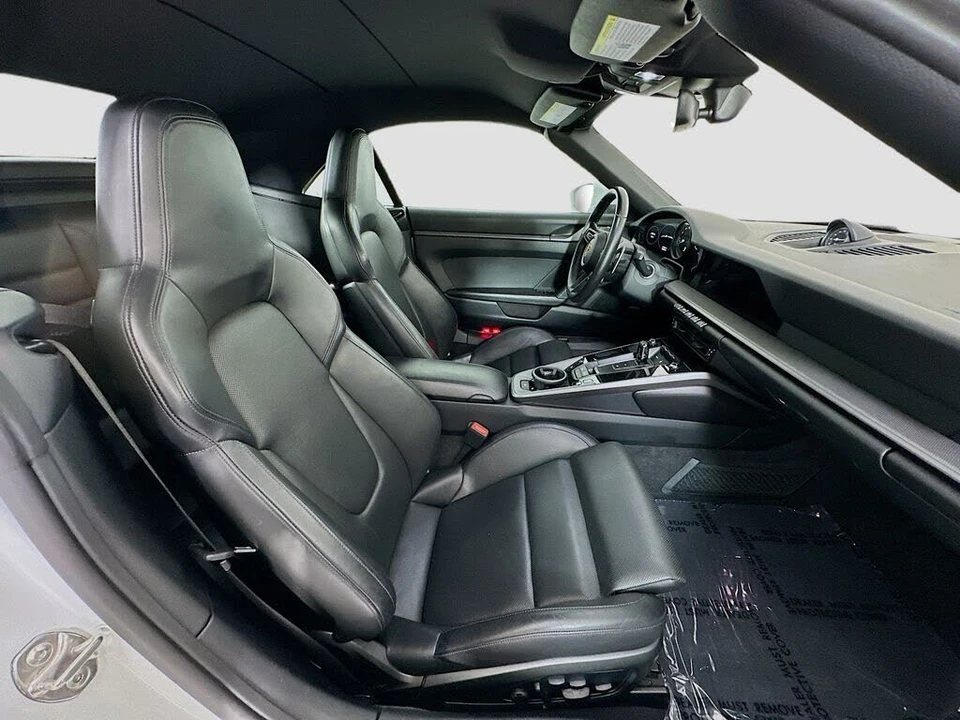 2023 Porsche 992 Carrera 4S - Image 27 of 31